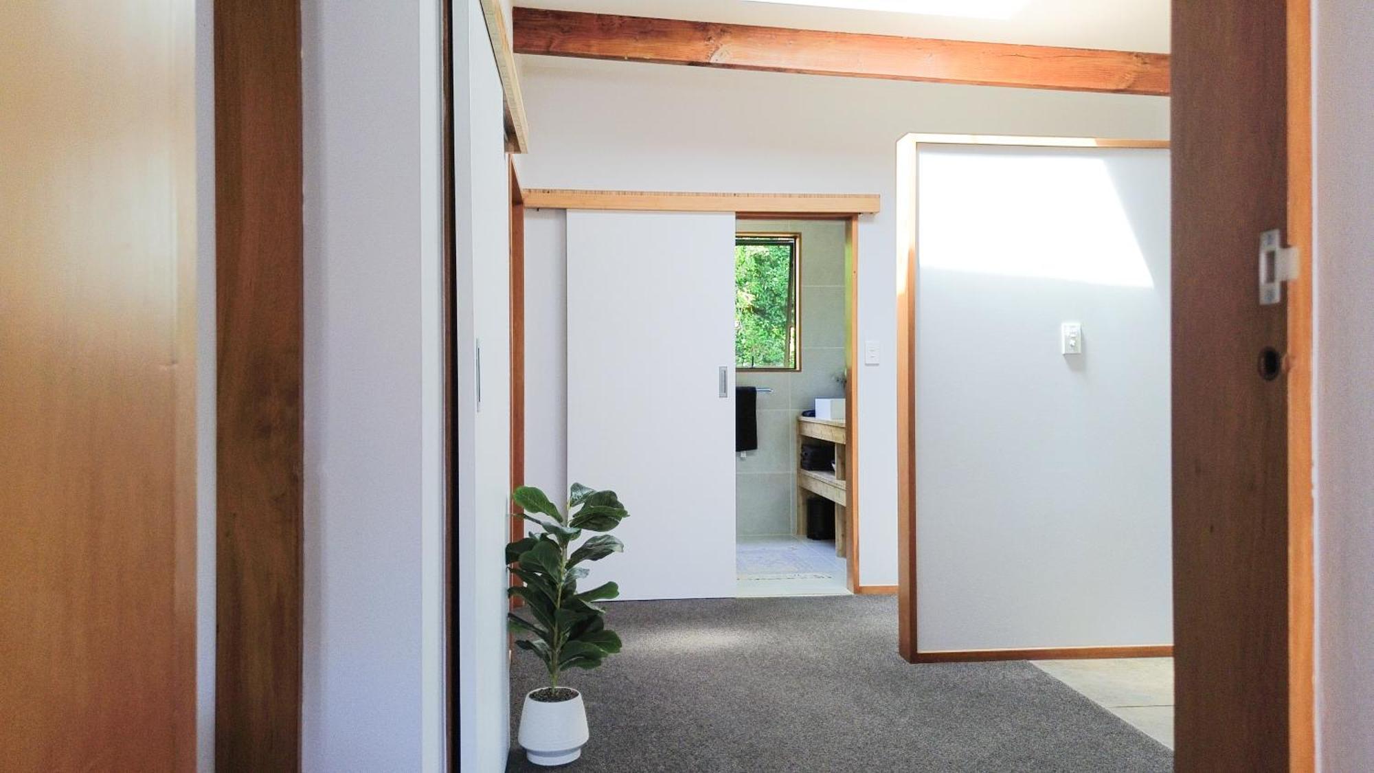 Large, Comfy, Stylish Apartment Havelock North Ngoại thất bức ảnh